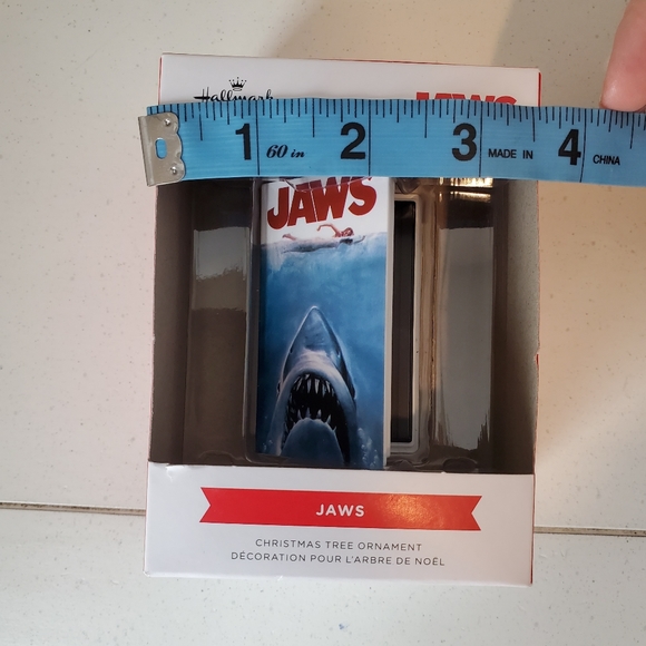 NIB Jaws VHS Retro Hallmark Tree Ornament - Picture 5 of 6